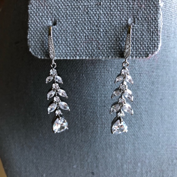Cubic Zirconia Crystal Long Leaf Shaped Dangle Earrings - Picture 3 of 3